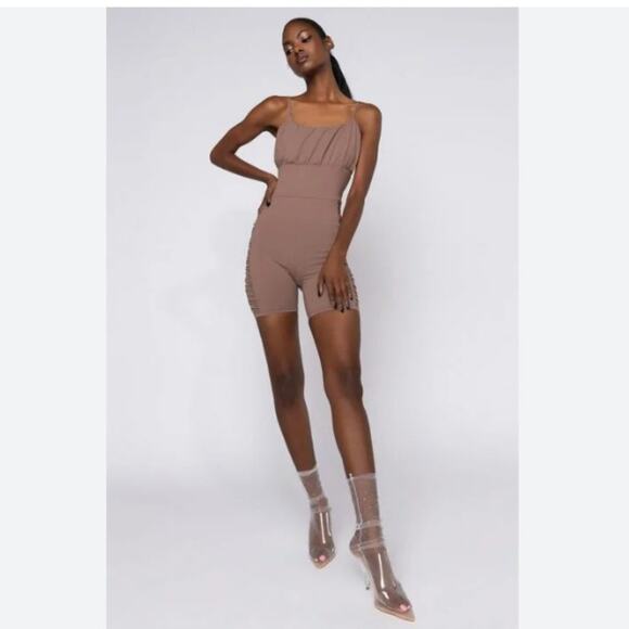 AKIRA "Thank You Next" Ruched Romper Small S - Picture 6 of 6